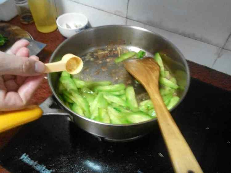 牛肉炒黄瓜步骤10