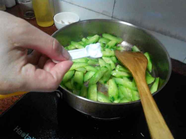 牛肉炒黄瓜步骤9