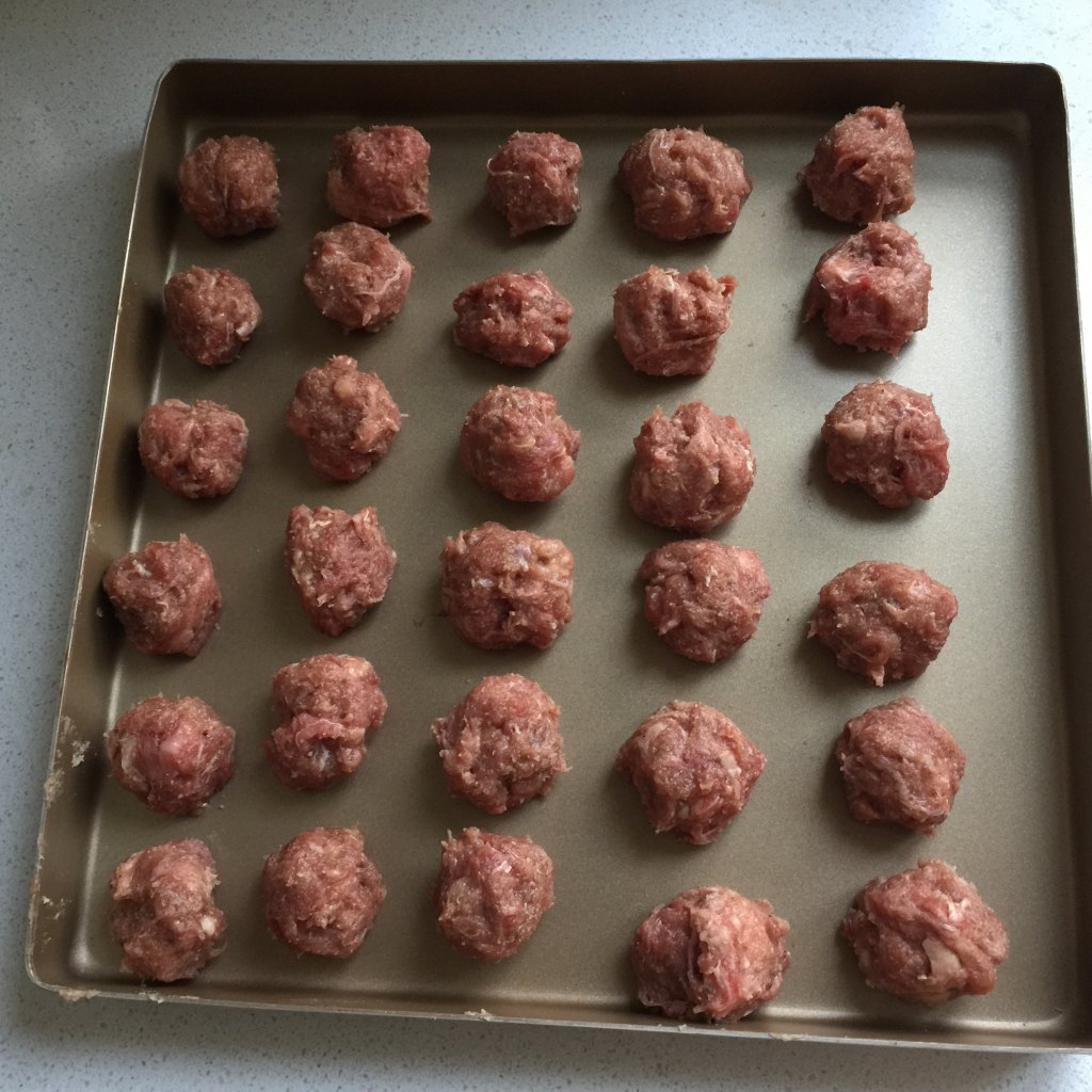 油炸牛肉丸子步骤6