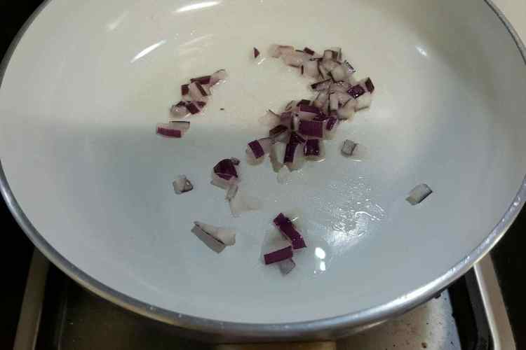 杂蔬牛肉焖饭步骤3