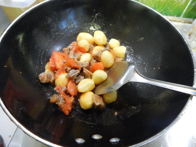 小土豆炖牛肉步骤11
