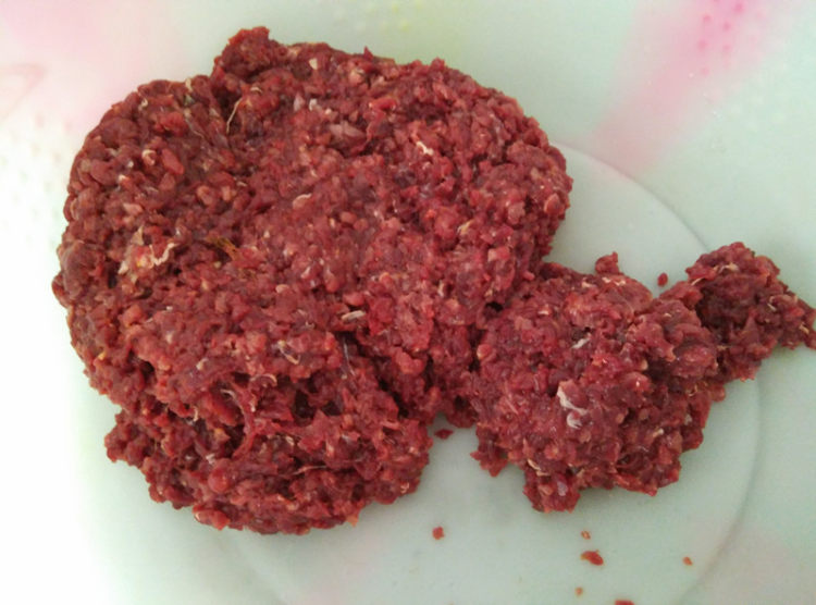 牛肉韭菜玉米面包步骤2