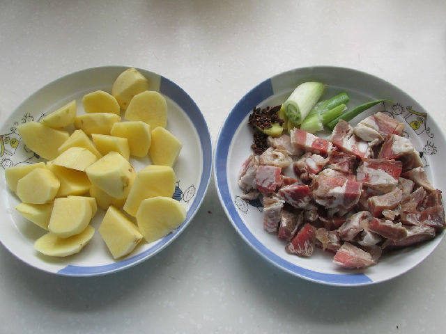 土豆烧牛肉#多效护理步骤2