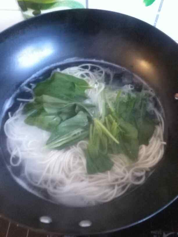 牛肉酸汤面步骤12