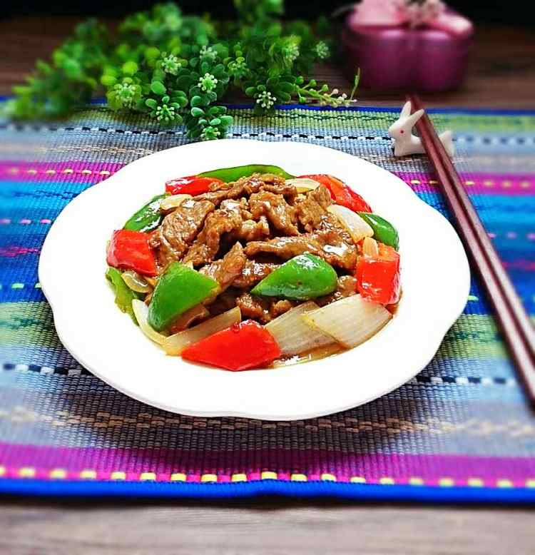 双椒洋葱炒牛肉步骤10