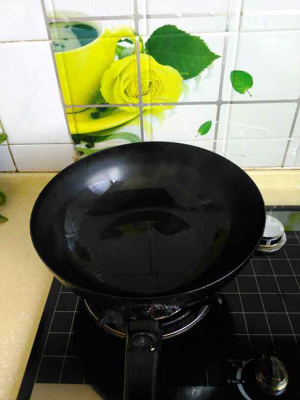 胡萝卜杏鲍菇炒牛肉片步骤3