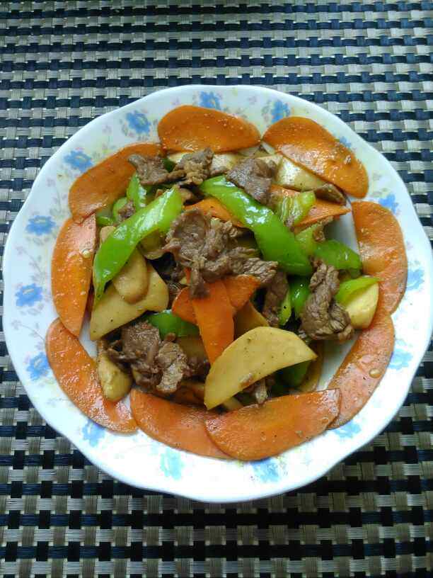 胡萝卜杏鲍菇炒牛肉片步骤14