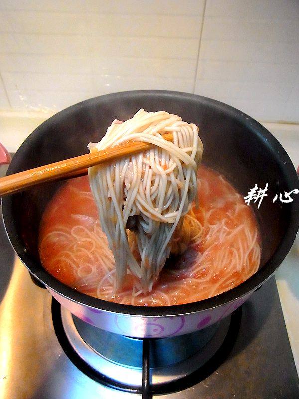 #城市美食#台湾牛肉面步骤8