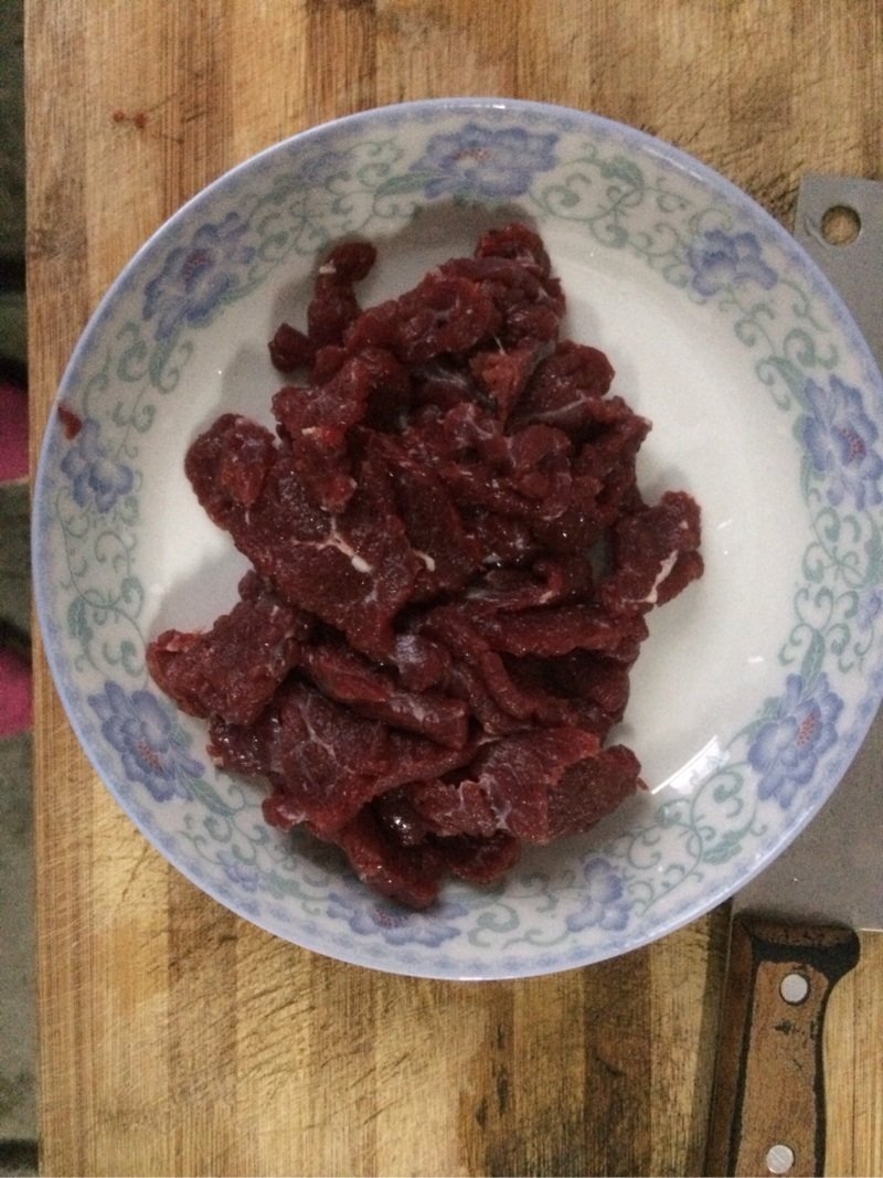 辣椒洋葱炒牛肉步骤1