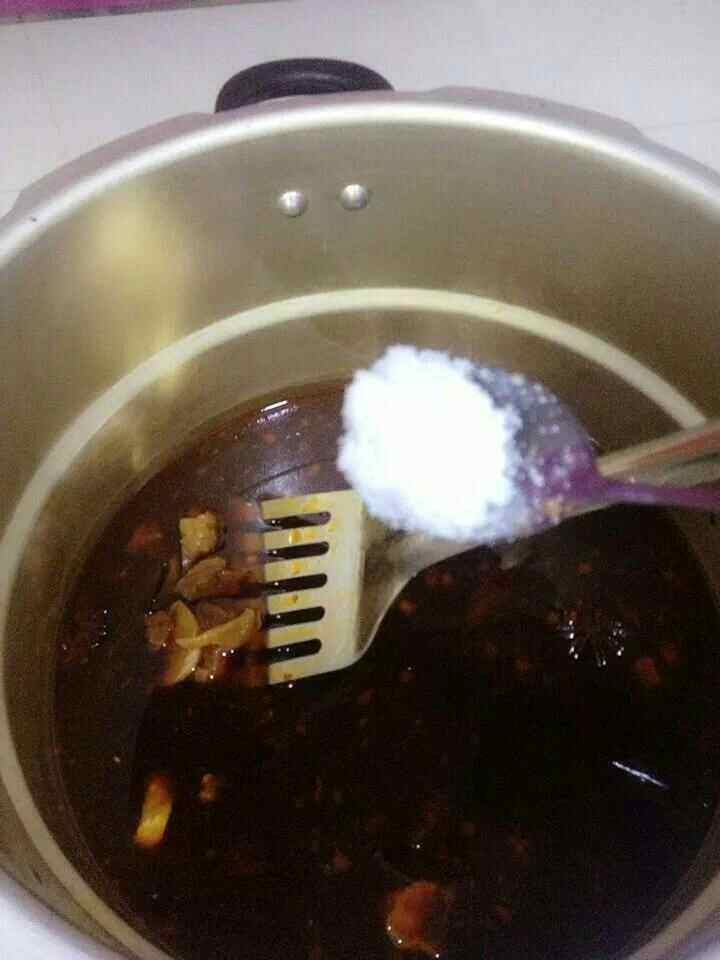 土豆红烧牛肉面步骤7