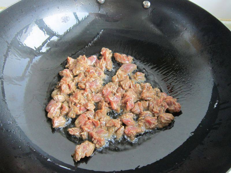 毛豆炒牛肉步骤4