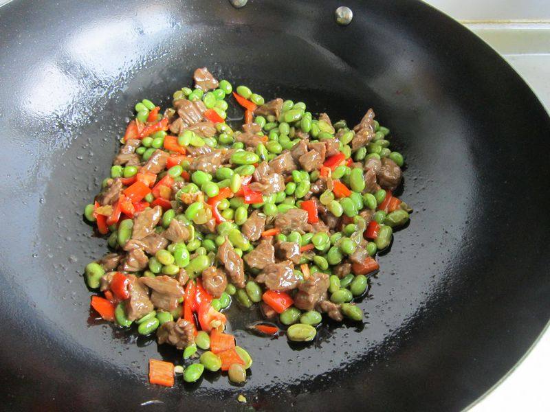 毛豆炒牛肉步骤11