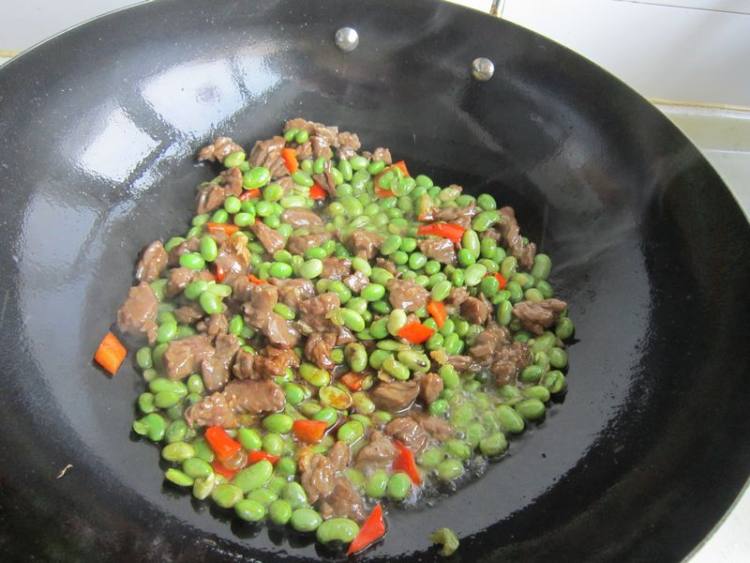 毛豆炒牛肉步骤9
