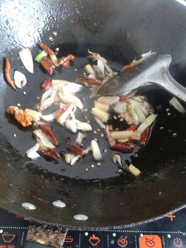 干豆角炖牛肉步骤6