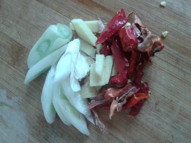 干豆角炖牛肉步骤4