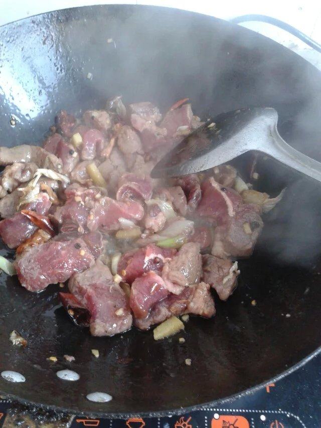 干豆角炖牛肉步骤8