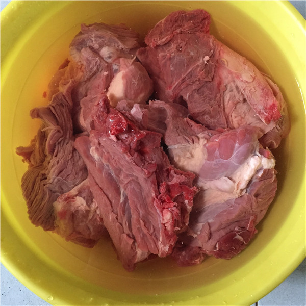 牛肉粉丝步骤1