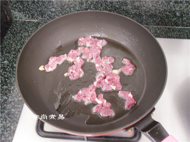 牛肉秋葵炒茭白步骤4