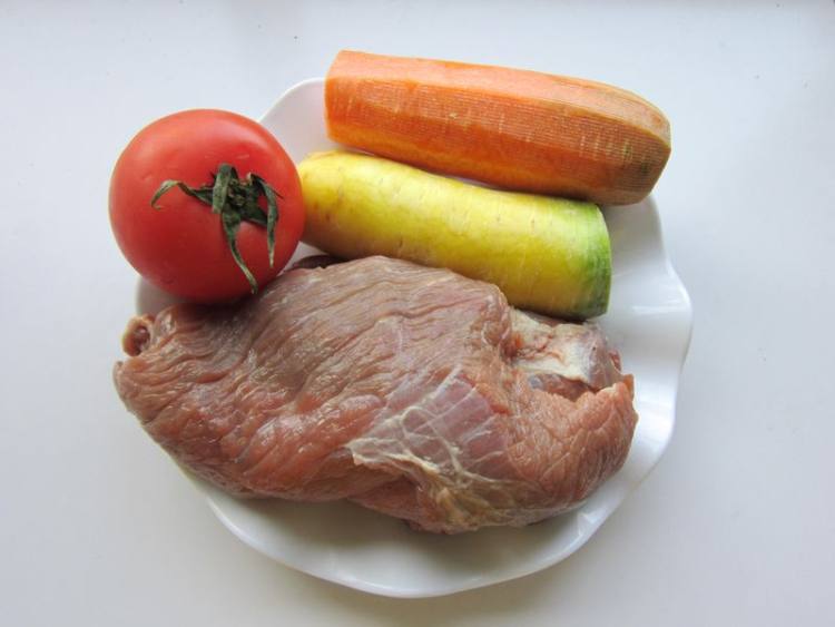 胡萝卜烧牛肉步骤1