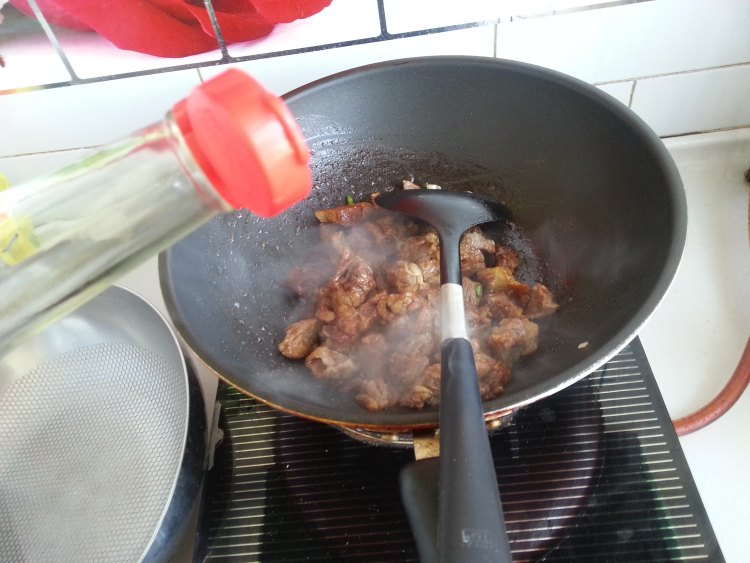 酸菜牛肉面步骤7