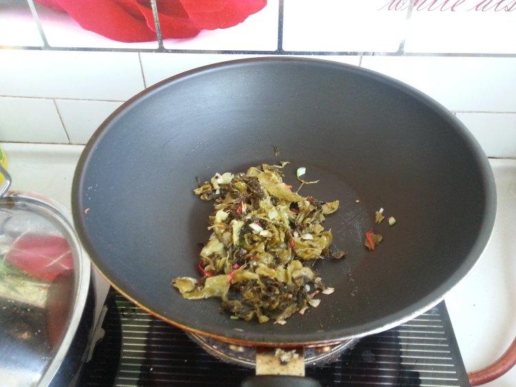 酸菜牛肉面步骤10