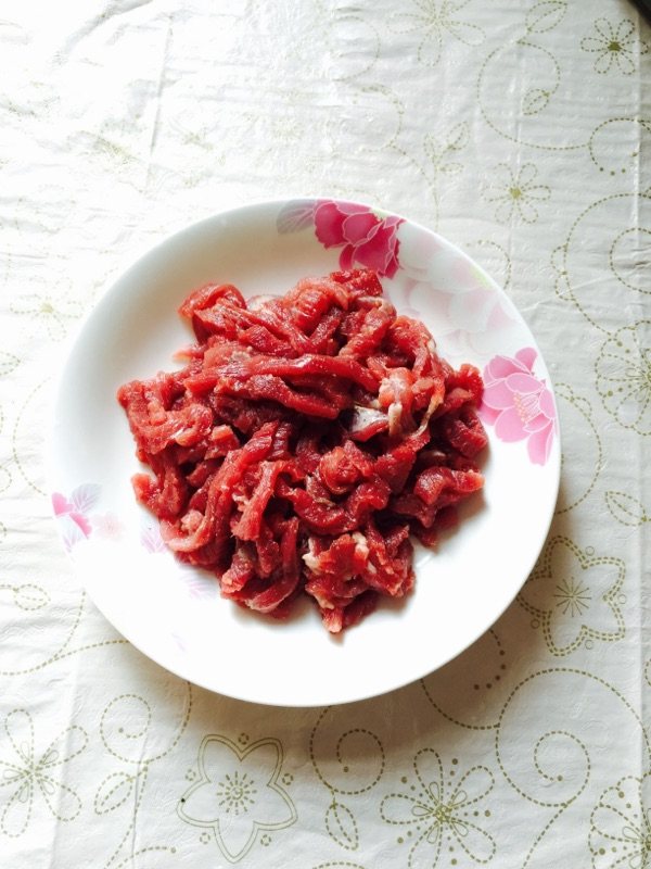 野山椒牛肉丝步骤2
