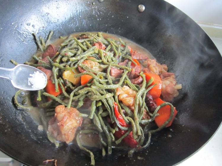 干豇豆烧牛肉步骤13