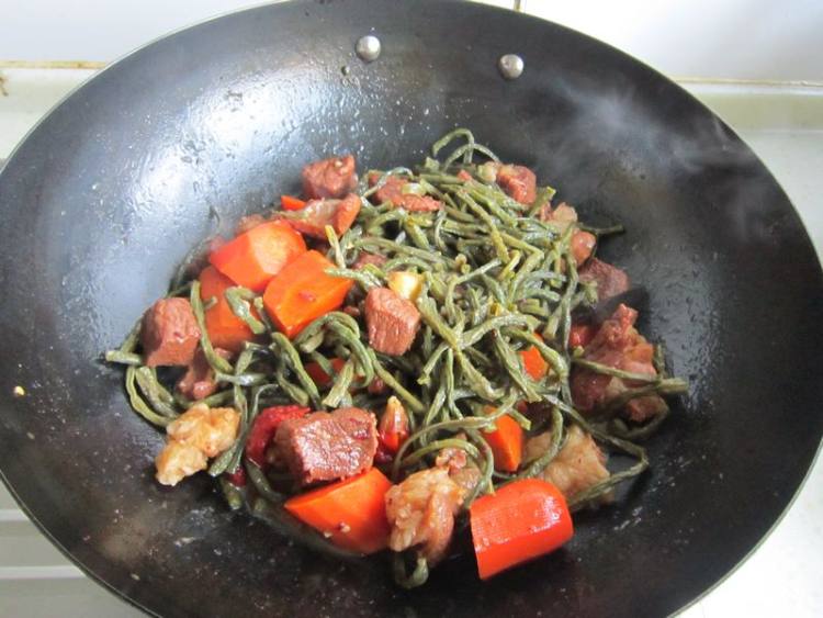 干豇豆烧牛肉步骤14