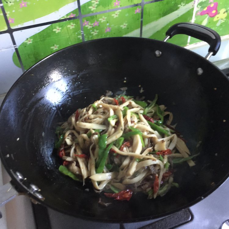 干煸手撕杏鲍菇步骤18