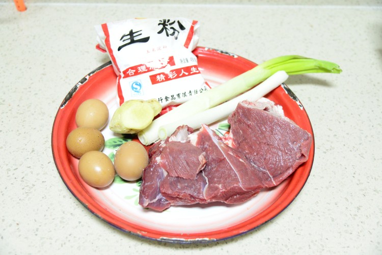 生汆牛肉丸步骤1