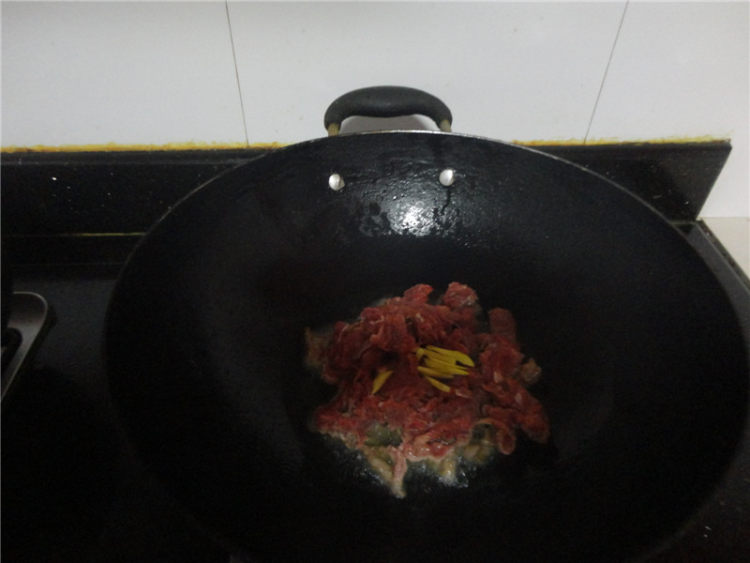 萝卜丝炒牛肉步骤2