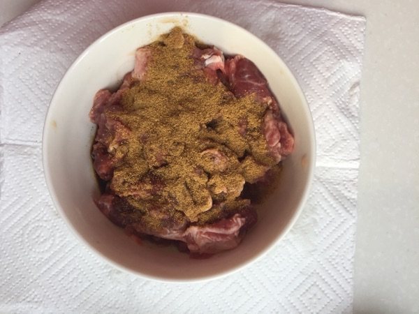 微波炉烤牛肉步骤2
