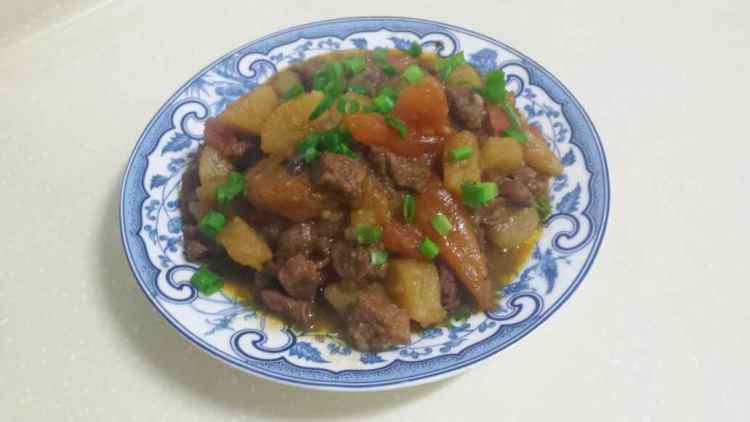 牛肉炖土豆西红柿步骤9
