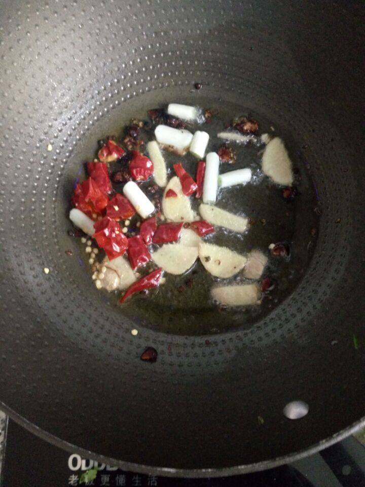 白菜粉丝烧牛肉步骤7