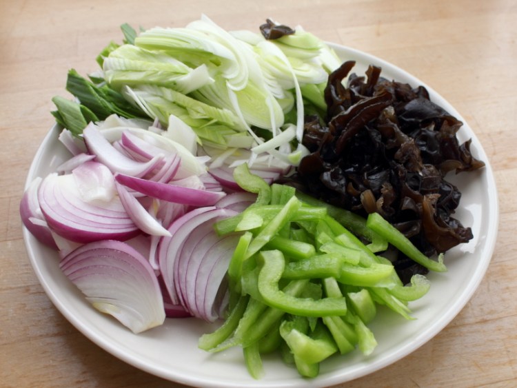 沙茶牛肉烩饭步骤5