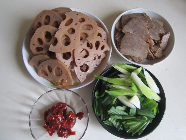 卤藕回锅牛肉步骤6