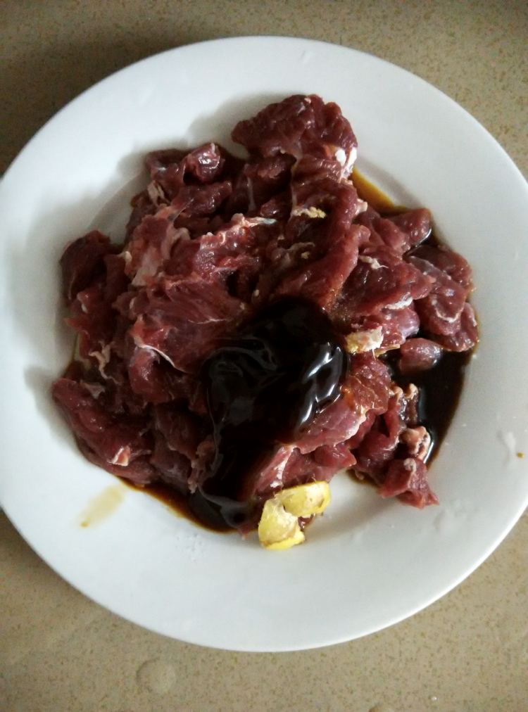 姜爆牛肉步骤2
