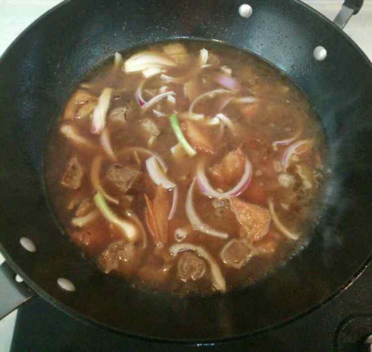 番茄牛肉汤面步骤5