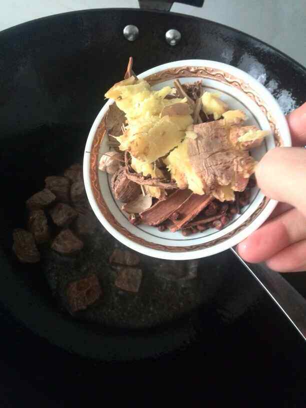红萝卜烧牛肉步骤7