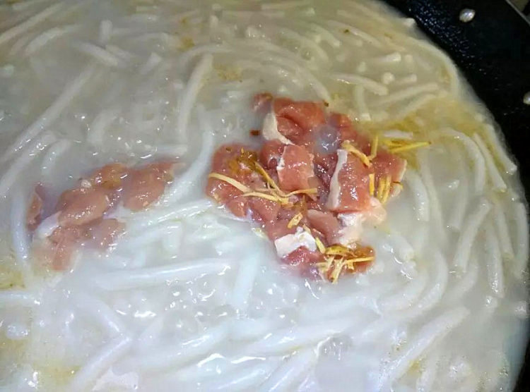 猪牛肉煮濑粉步骤9