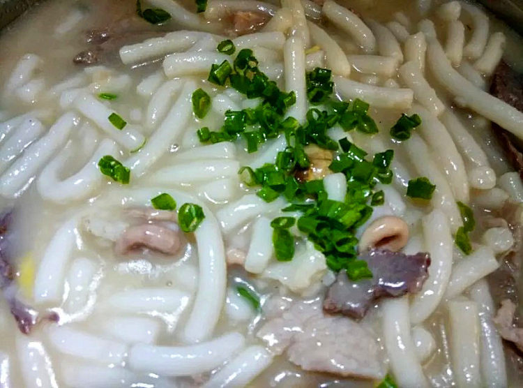 猪牛肉煮濑粉步骤11