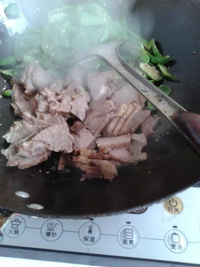 尖椒牛肉片步骤6