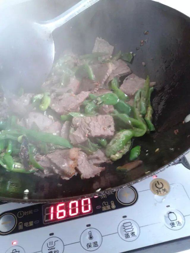 尖椒牛肉片步骤7