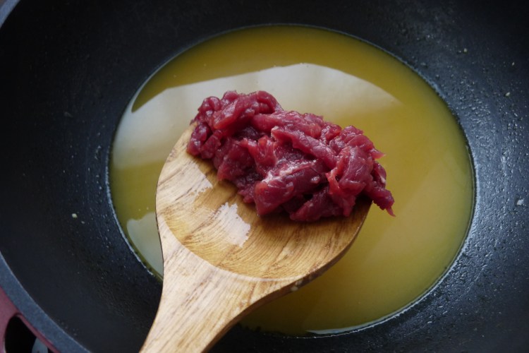 咖喱奶酪牛肉粉步骤6