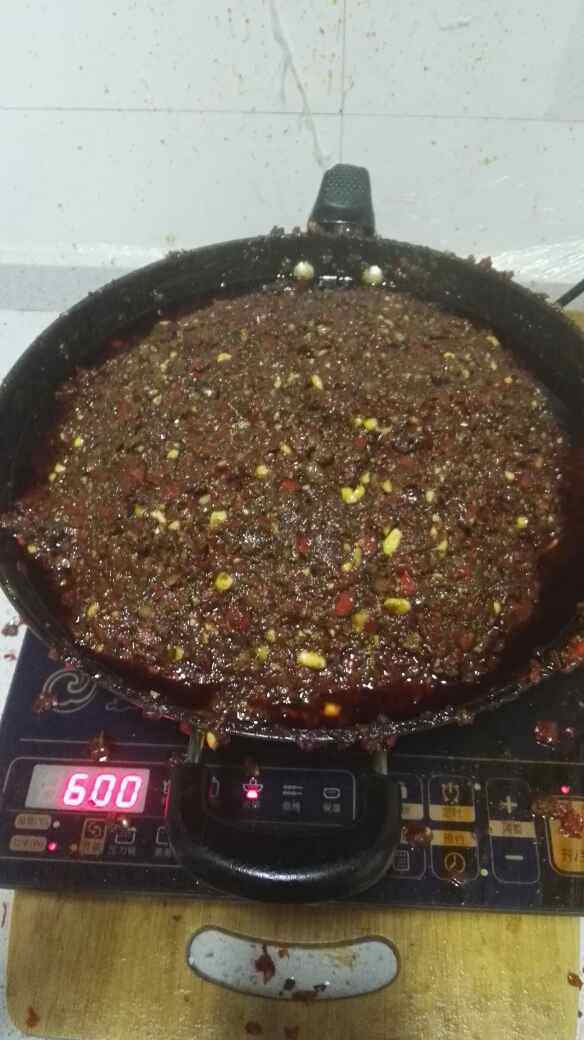 秘制老干爹牛肉香辣酱步骤6