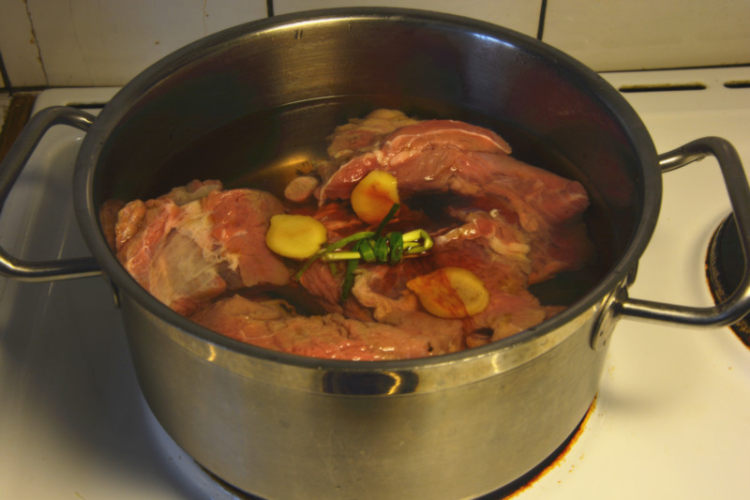 秘制卤香牛肉步骤2