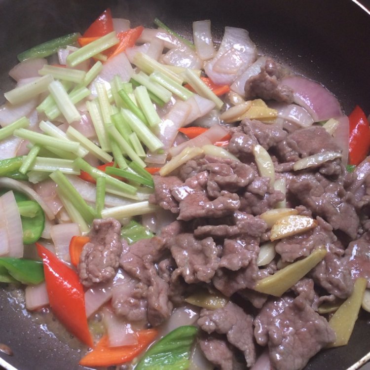 双椒牛肉步骤6