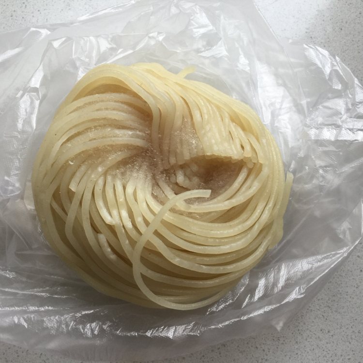 鼓香牛肉炒米粉步骤1