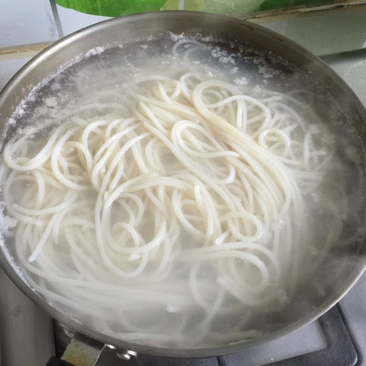 鼓香牛肉炒米粉步骤5