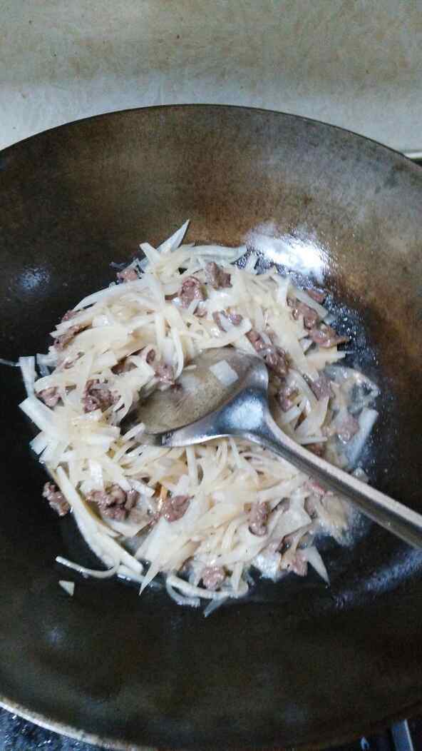 牛肉萝卜步骤8